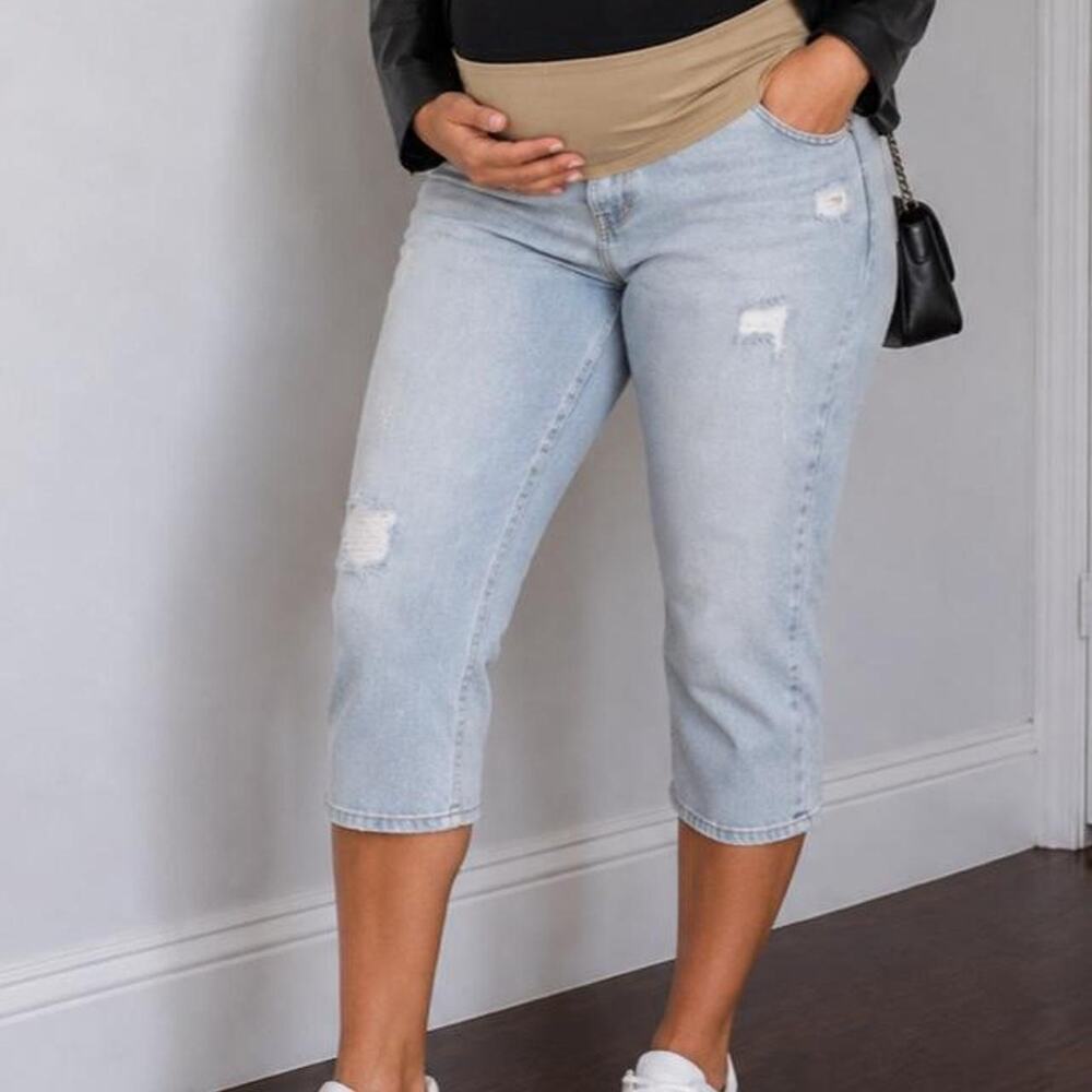 Time and tru maternity distressed